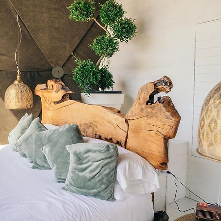 Domo Suites Masia Cal Geperut Badalona Exteriör bild