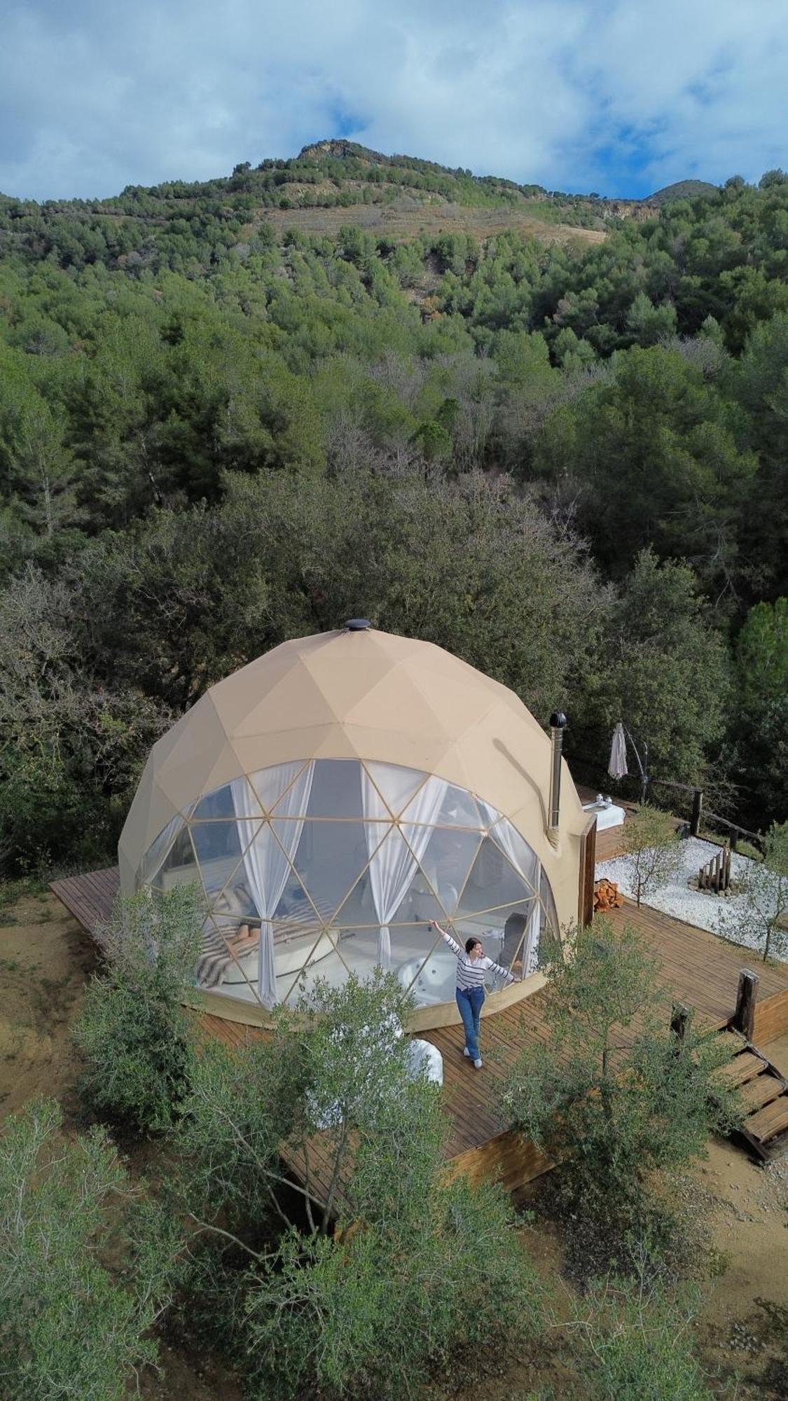 Domo Suites Masia Cal Geperut Badalona Exteriör bild