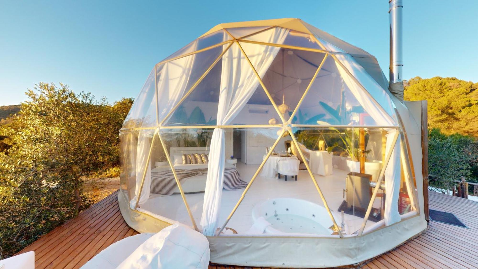 Domo Suites Masia Cal Geperut Badalona Exteriör bild