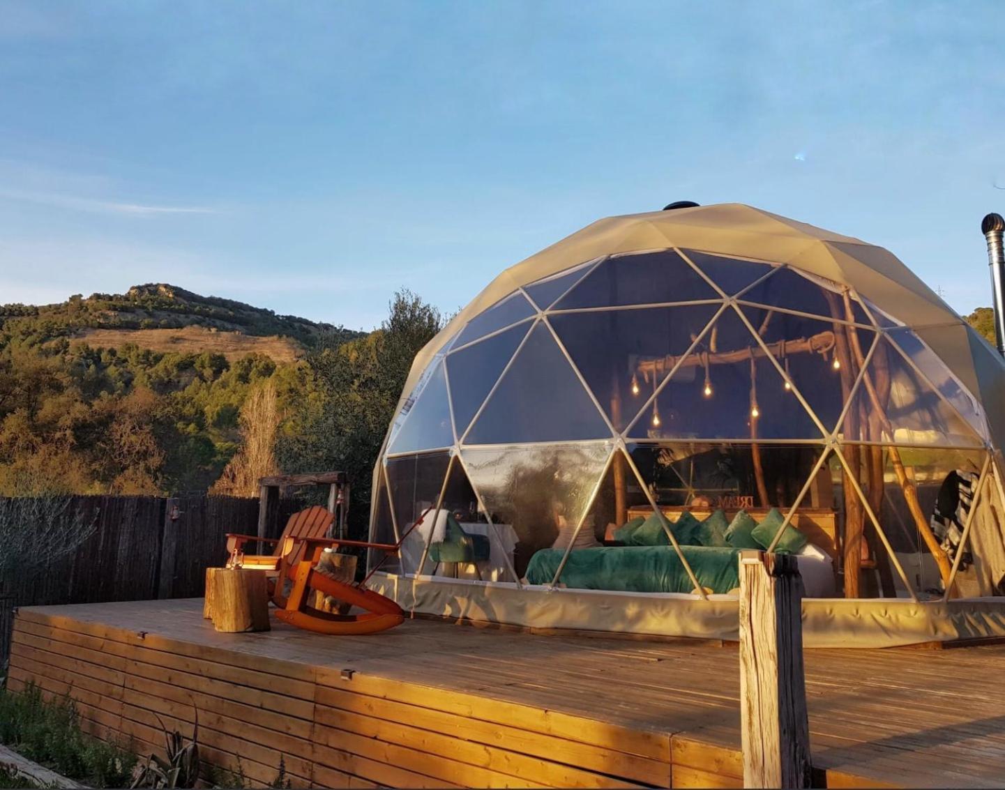 Domo Suites Masia Cal Geperut Badalona Exteriör bild