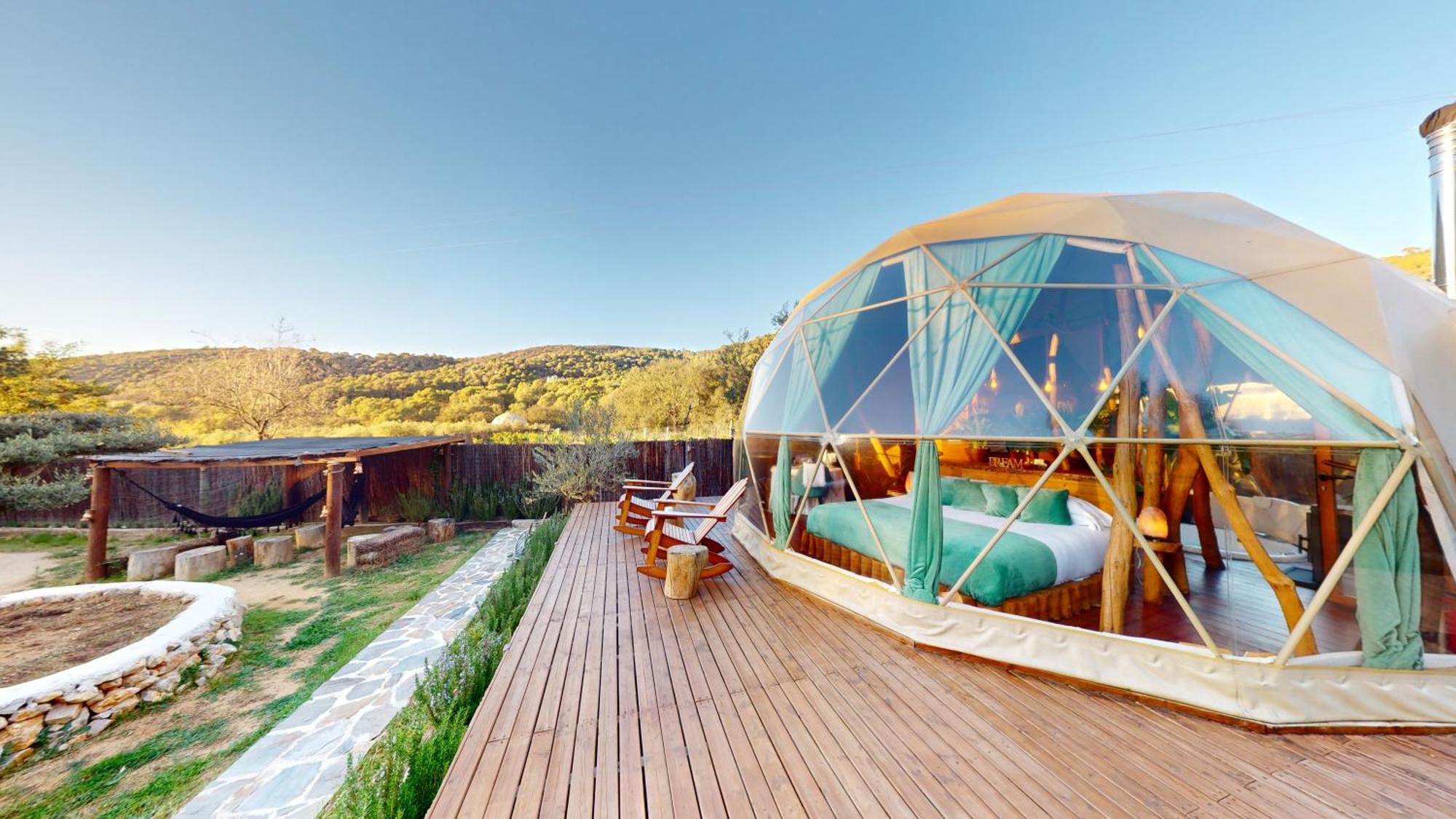 Domo Suites Masia Cal Geperut Badalona Exteriör bild
